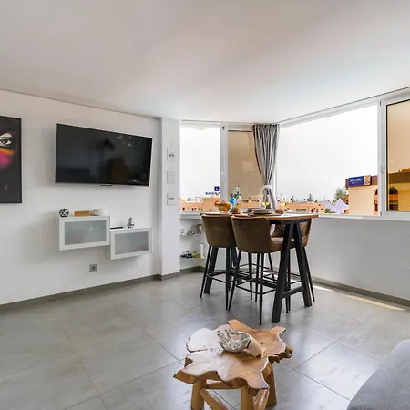 Penthouse Playa De Ingles Near Yumbo With Pool & Parking
