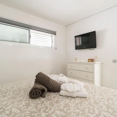 Penthouse Playa De Ingles Near Yumbo With Pool & Parking Apartament