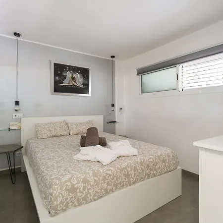 Penthouse Playa De Ingles Near Yumbo With Pool & Parking *