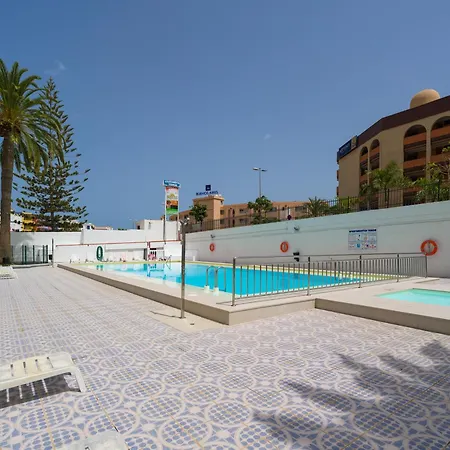 Penthouse Playa De Ingles Near Yumbo With Pool & Parking *